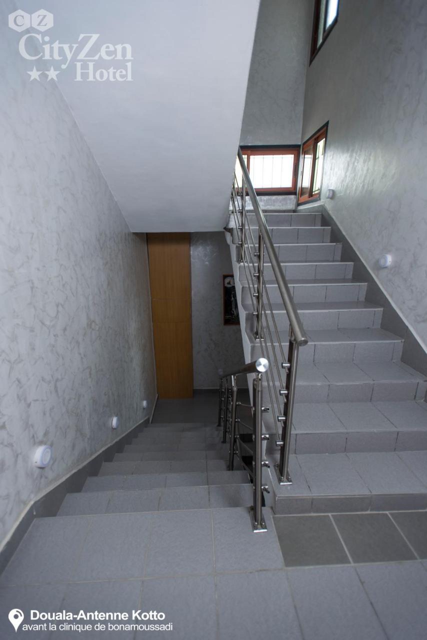 Cityzen Hotel Douala Luaran gambar