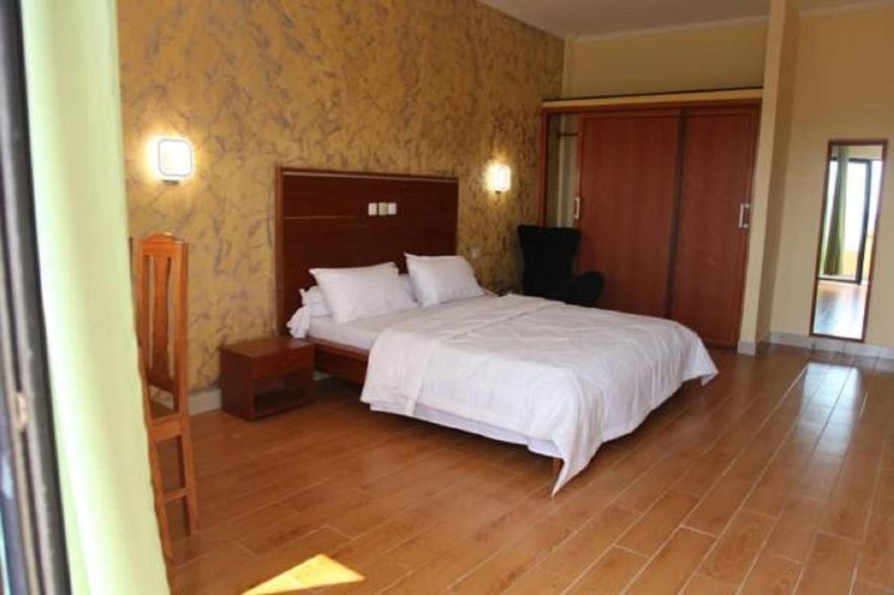 Cityzen Hotel Douala Luaran gambar
